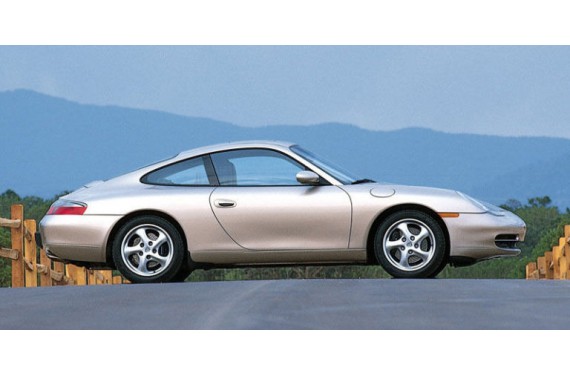 Couple court PORSCHE 996 