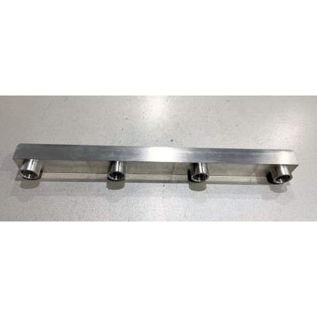 Rampe injection sur mesure pour C2 VTS ( pipe alu)